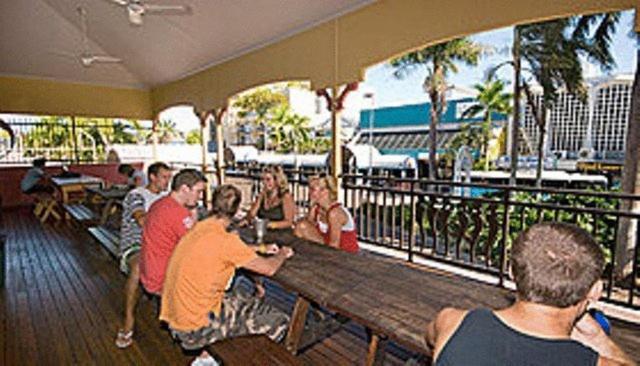 Global Backpackers Cairns Central Ngoại thất bức ảnh